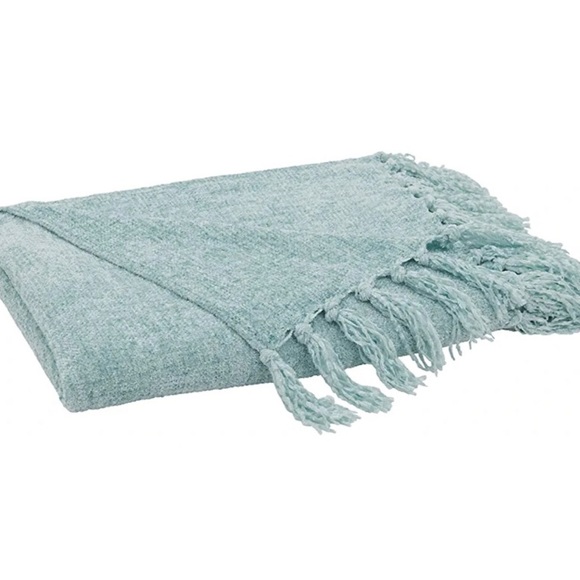 NEW Chenille Mint light Green Fringe Tassels Hem Throw Blanket - Picture 4 of 5